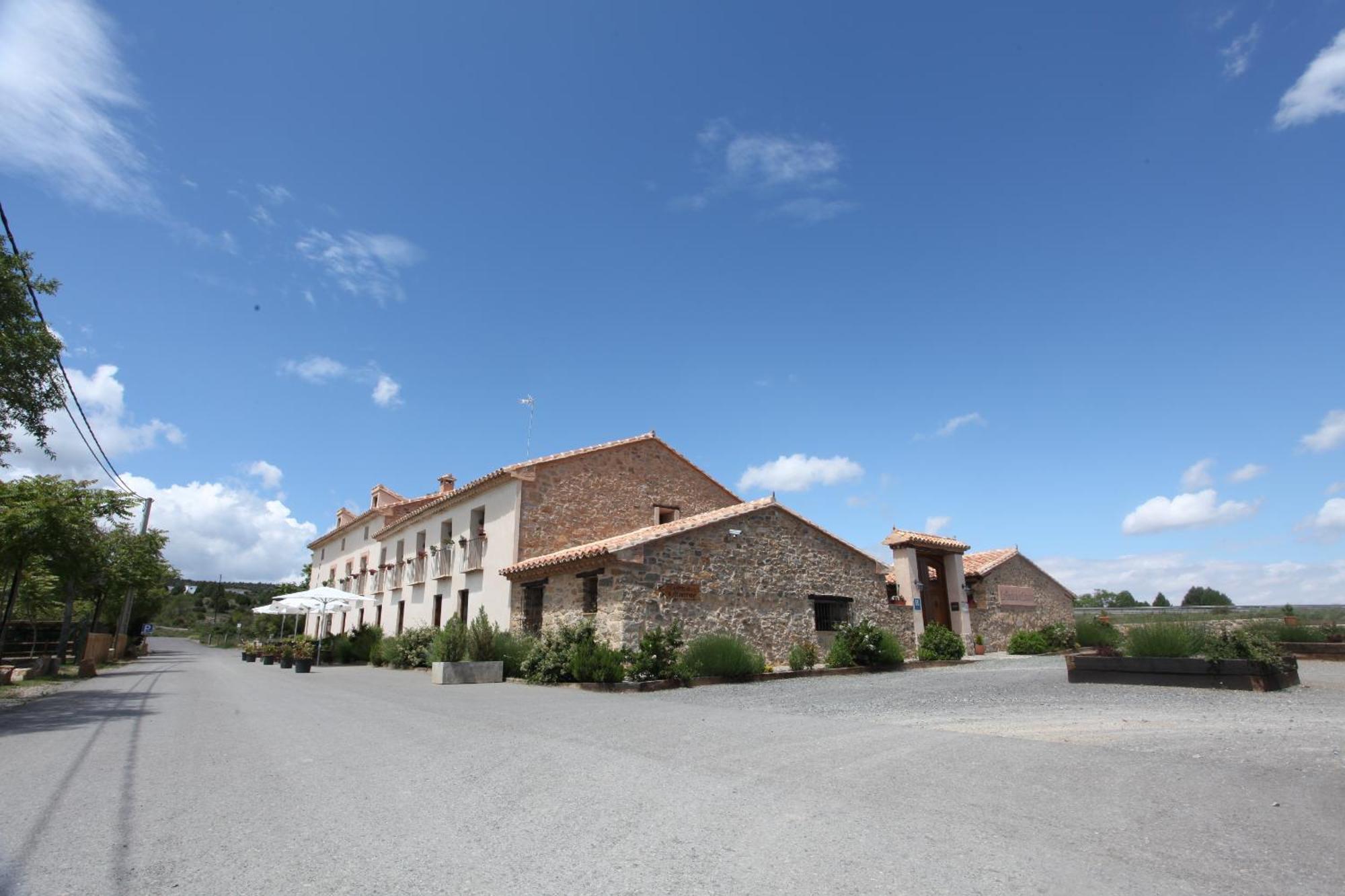 Hotel La Fonda De La Estacion La Puebla De Valverde Zewnętrze zdjęcie