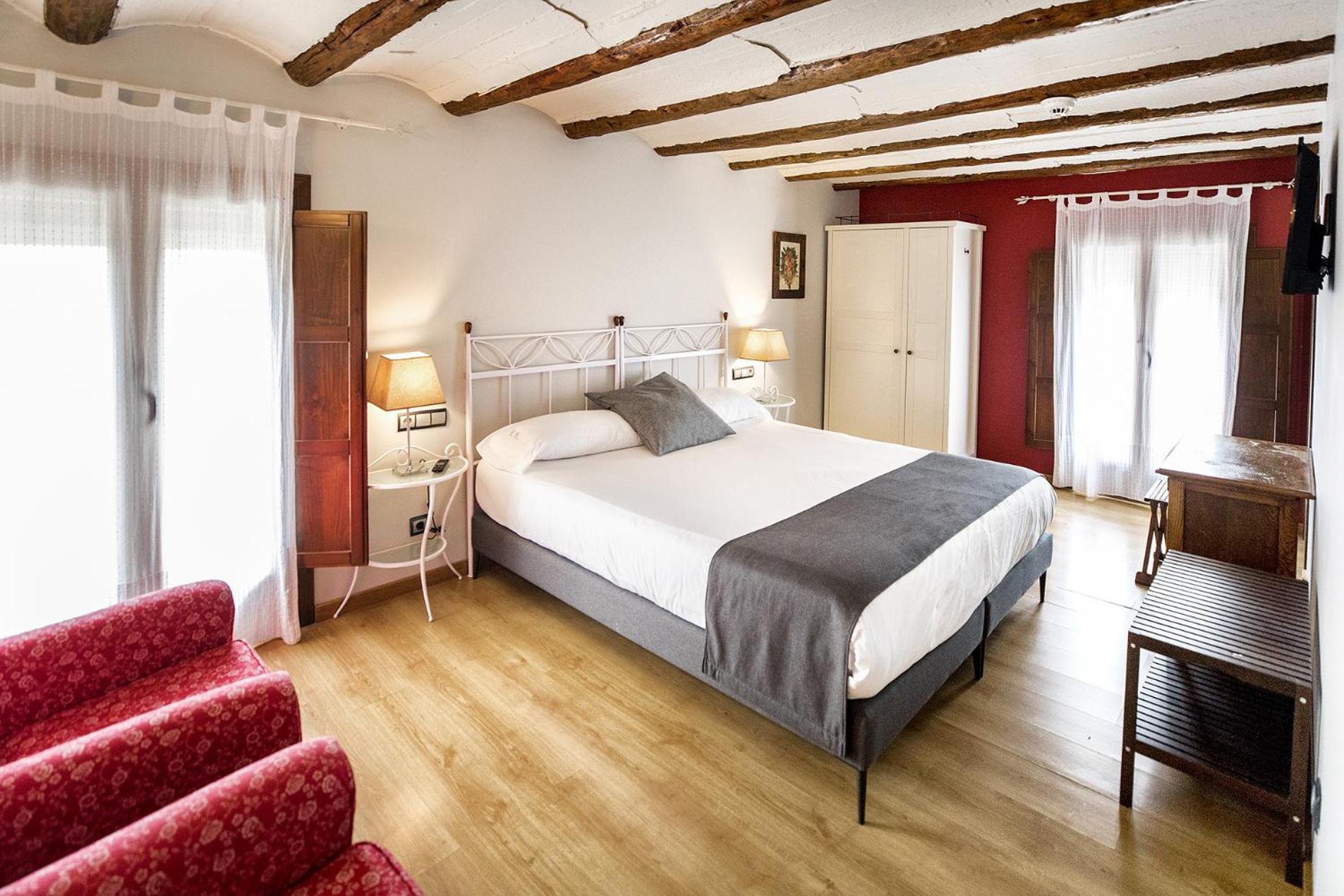 Hotel La Fonda De La Estacion La Puebla De Valverde Zewnętrze zdjęcie