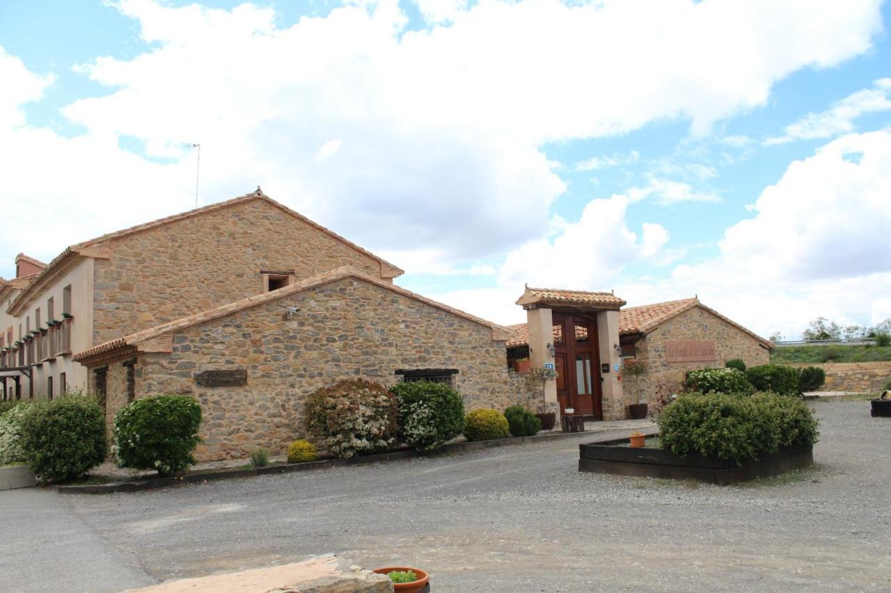 Hotel La Fonda De La Estacion La Puebla De Valverde Zewnętrze zdjęcie